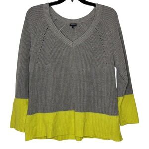 Torrid Womens Sweater Size 2 Gray Yellow Color Block V Neck Knit Pullover